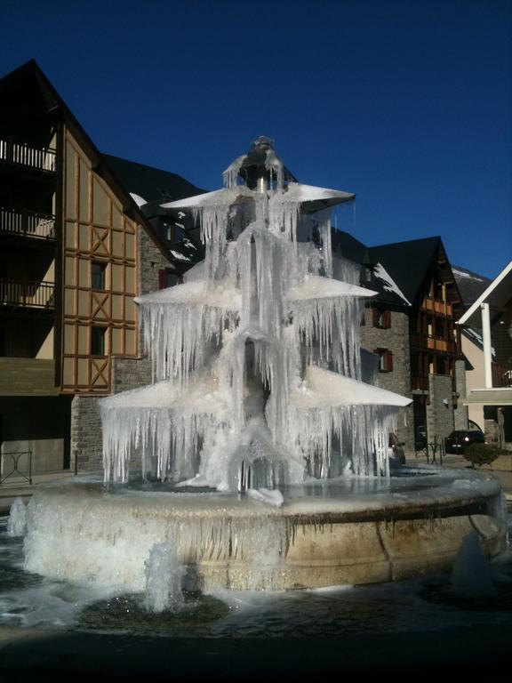 Au Chant Des Marmites Saint-Lary-Soulan Exterior foto