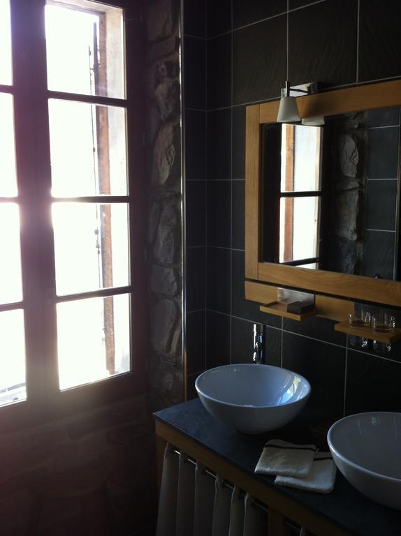 Au Chant Des Marmites Saint-Lary-Soulan Habitación foto
